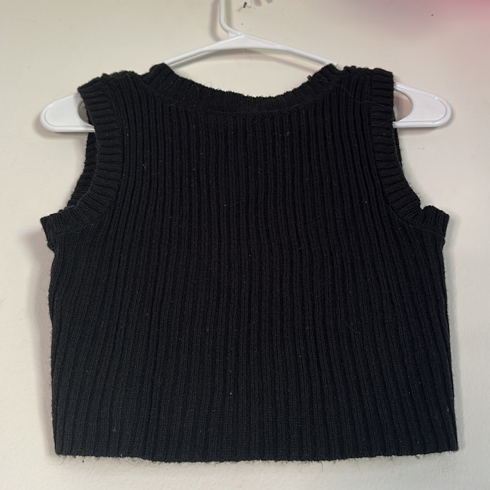 Cropped top - Picture 3 of 3